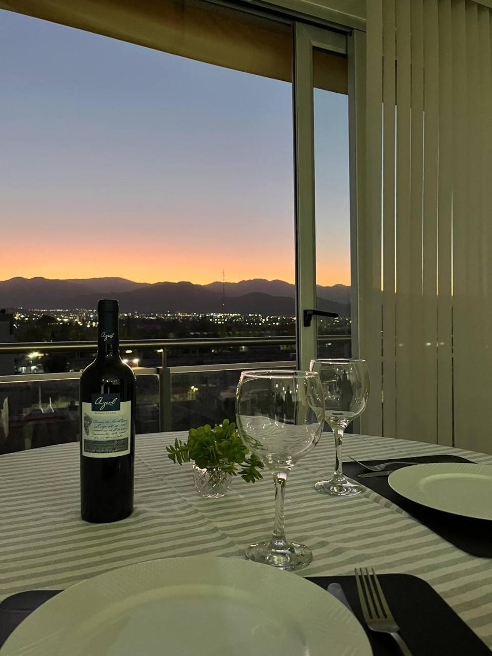 Apartamento Centrico Con Las Mejores Vistas De Mendoza Eksteriør bilde